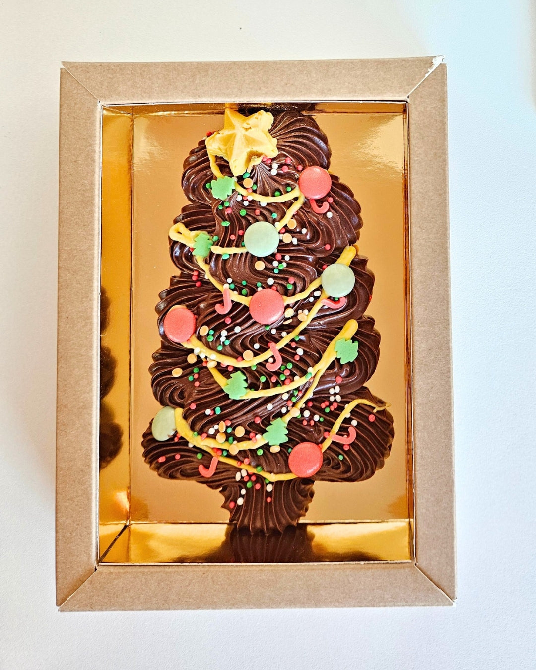 Vegan luxe gespoten chocolade kerstboom